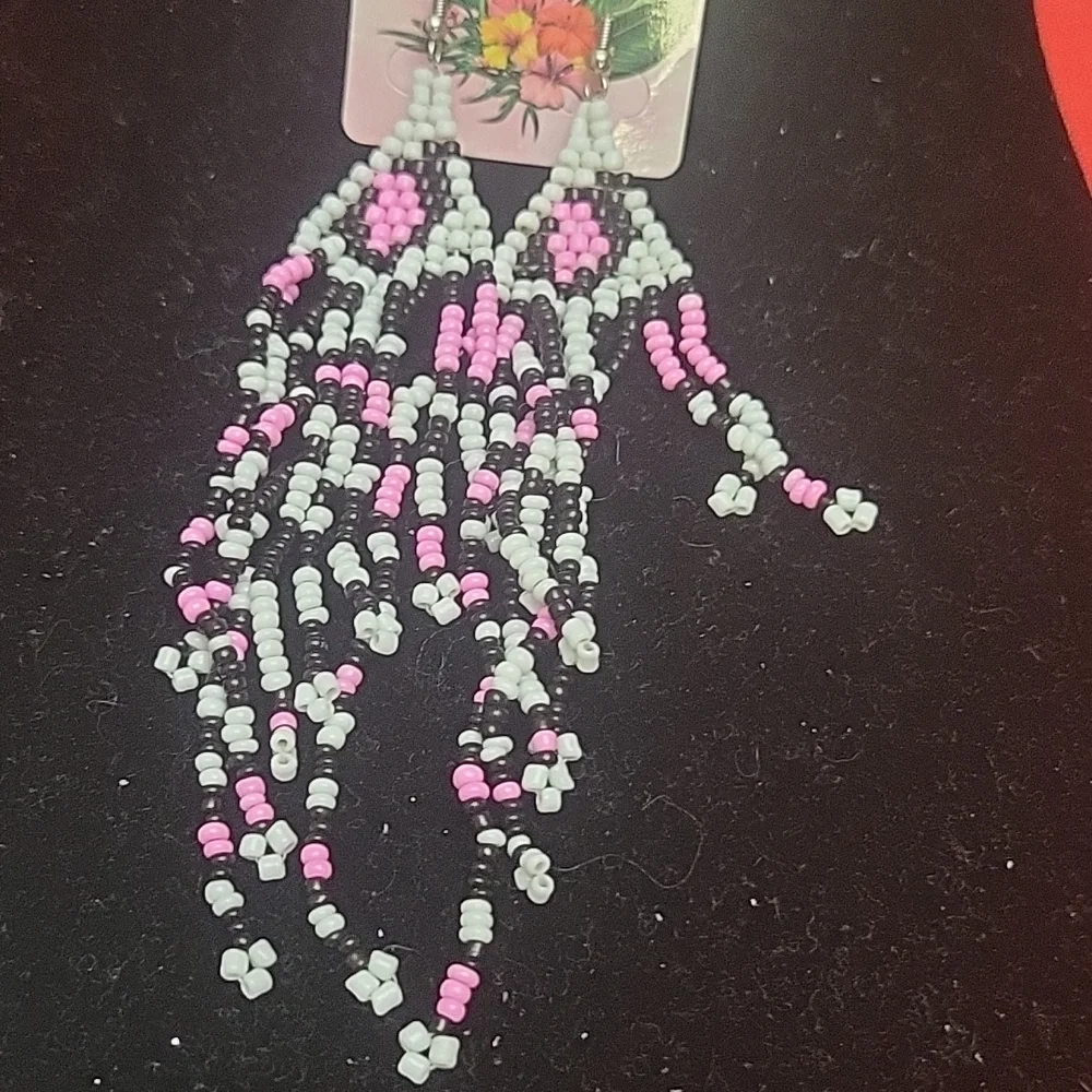 Handmade earrings - Picture 2 of 3